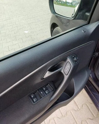 Volkswagen Polo cena 40900 przebieg: 62000, rok produkcji 2016 z Łochów małe 121